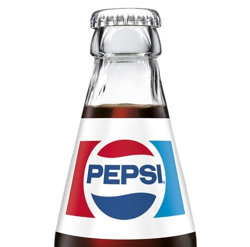 Vánoční limitovaná retro edice Pepsi