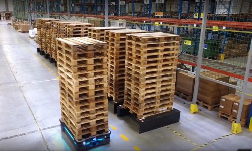 FM Logistic a IKEA sází na autonomní mobilní roboty